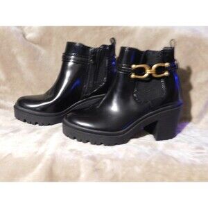 Torrid Gold Accent  Ankle Bootie Chelsea Block Platform Heel  Black Sz 6.5 WW